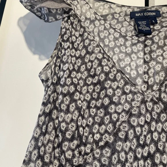 Max Studio Silk Gray Patterned Dress - Picture 4 of 7